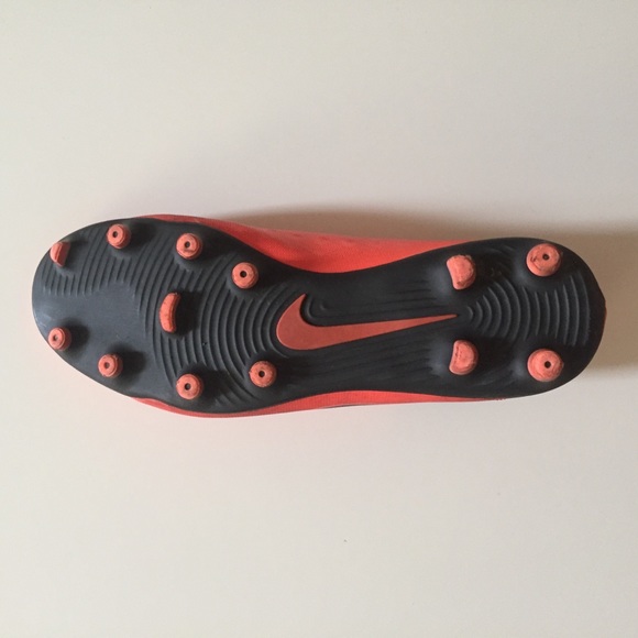 Orange Nike Magista Soccer Cleats - Picture 6 of 6